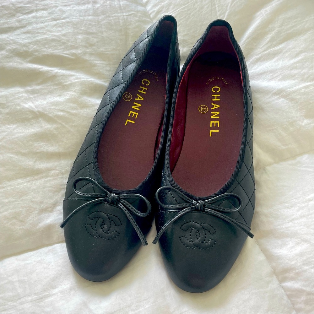 CHANEL Black Quilted Bow Flats